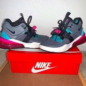 Nike  Air Force 270 GS ‘Cool Gray Hyper Jade’